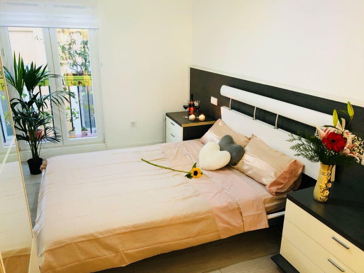 Apartment In Sol Madrid Eksteriør bilde